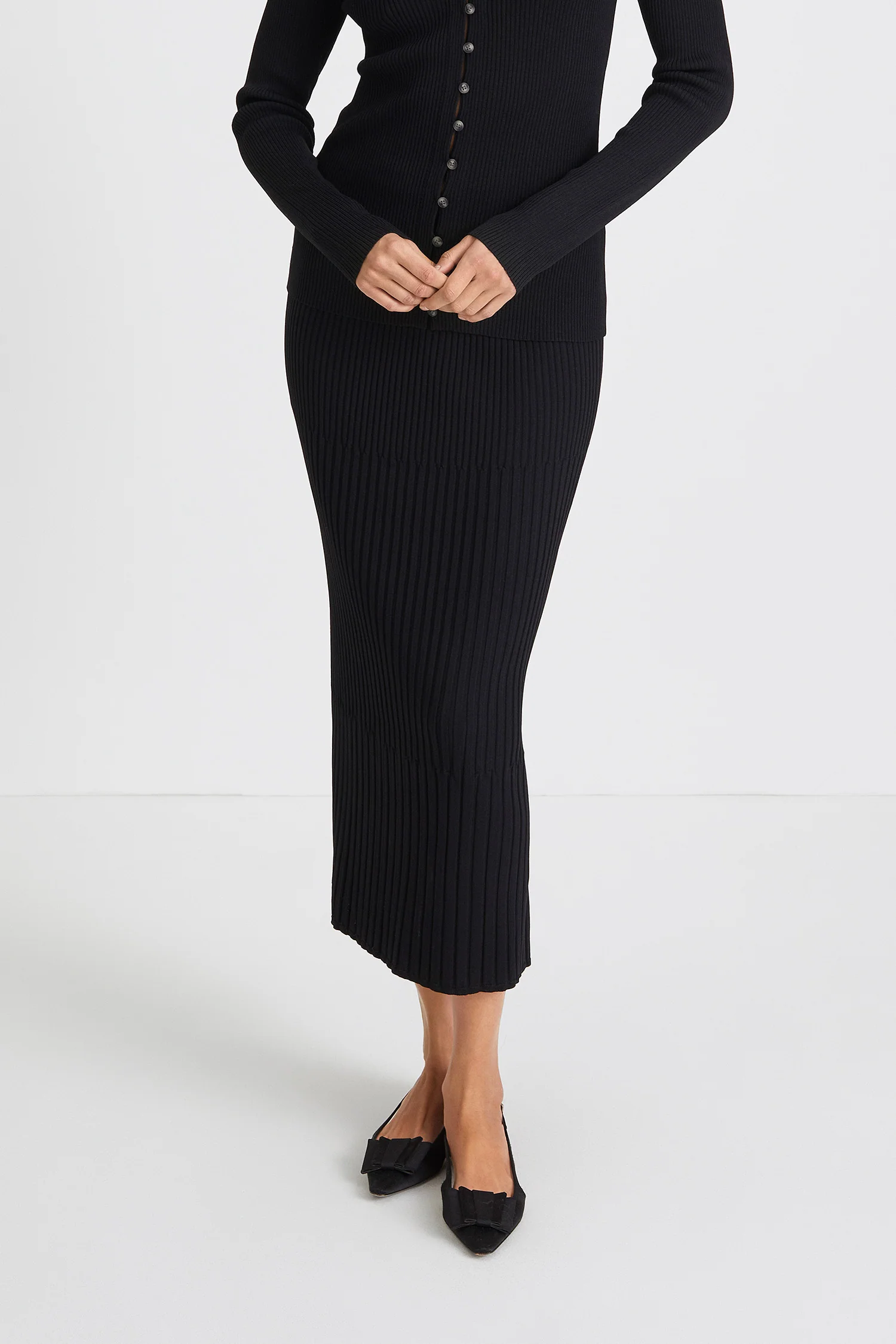 SALE - KNITS & SWEATERS